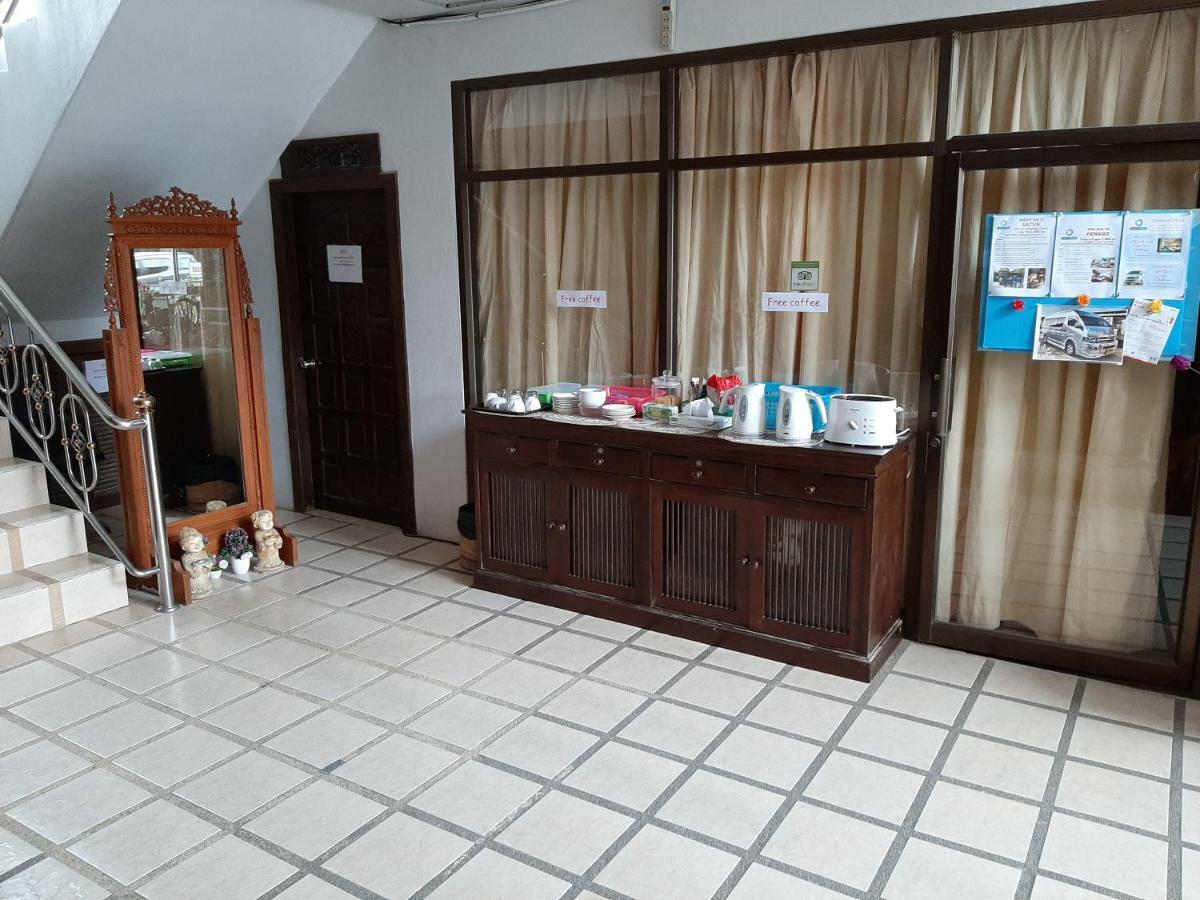 Holiday Guest House Παραλία Σαγουένγκ Εξωτερικό φωτογραφία